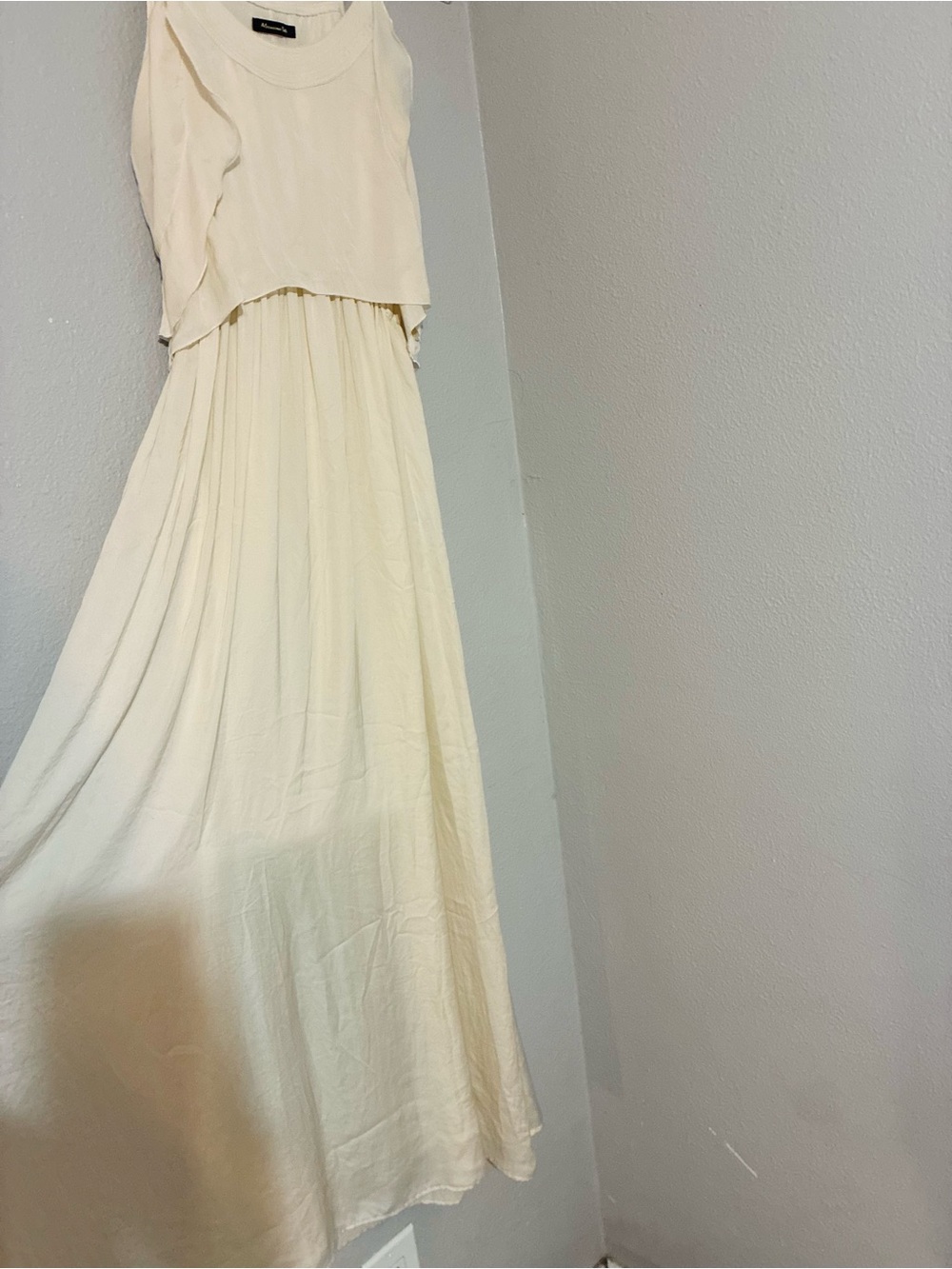 Massimo Dutti Cream Maxi Dress